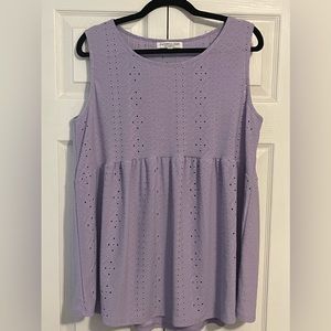 Women’s sleeveless top